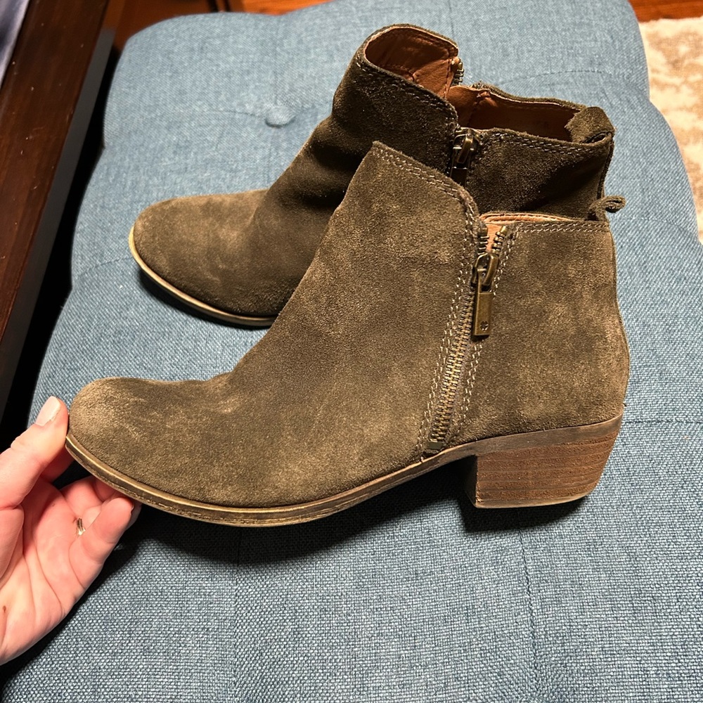Women’s Lucky Brand booties size 7.5